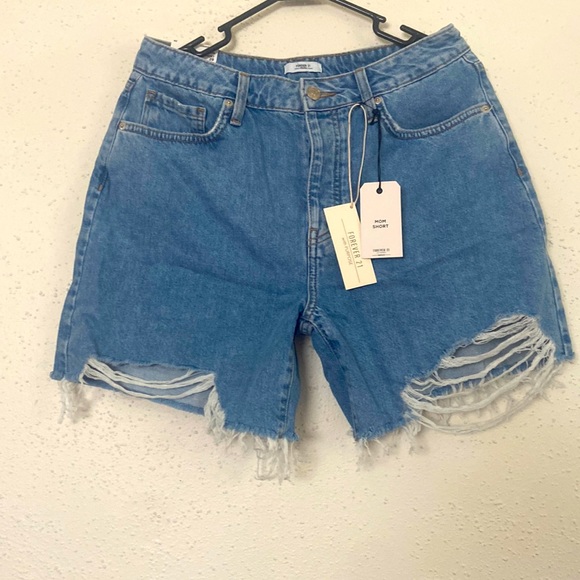 Forever 21 Pants - Forever 21 Mom Shorts